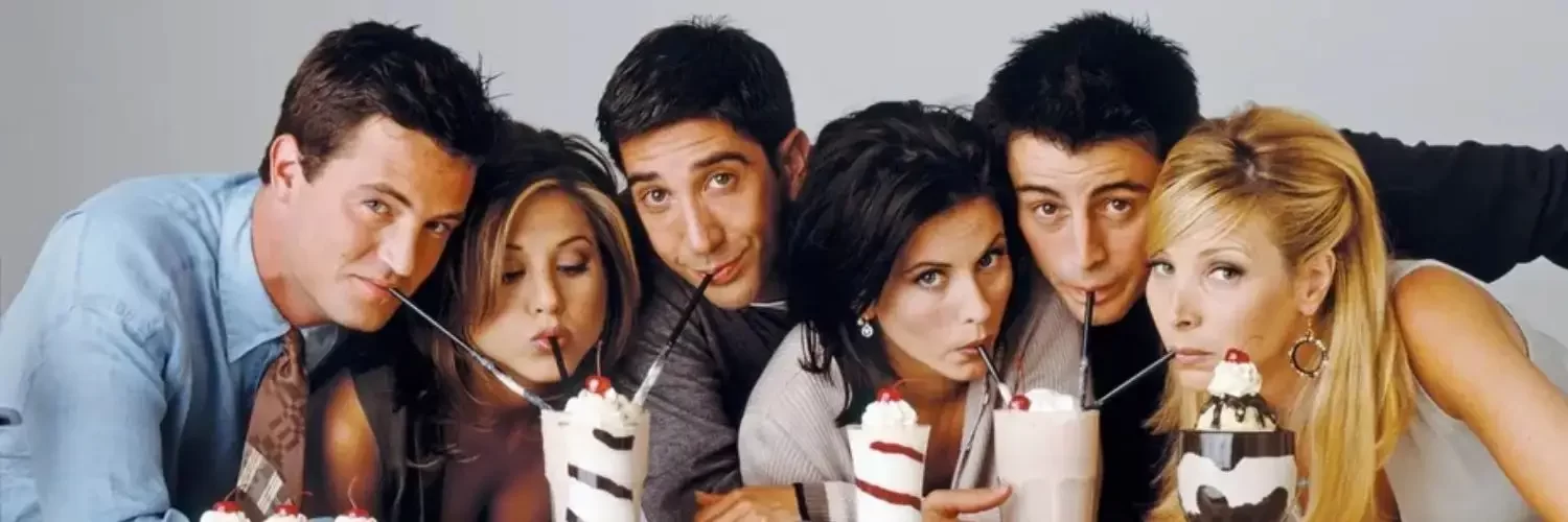 elenco de friends tomando milk shake